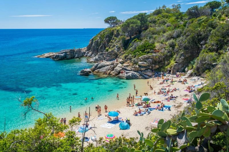 Каволі, острів Ельба, фотографія пляжу в Тоскані в Італії