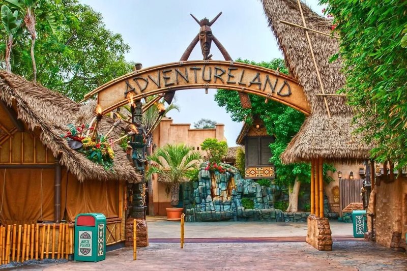 adventureland фото париж