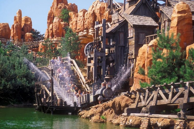 frontierland париж фото