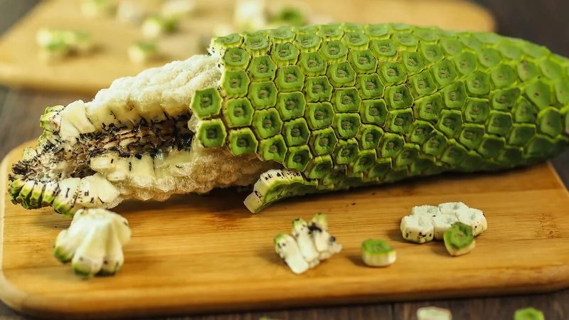 photo fruit Monstera delicacy