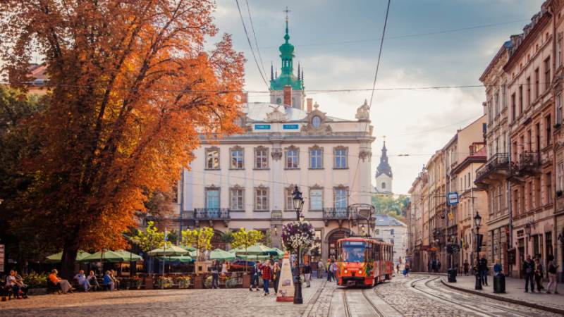 lviv ploshcha rynok