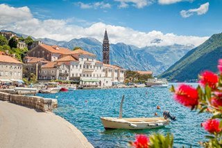 trip to Montenegro with tour search
