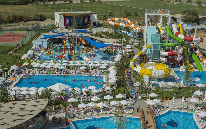 Dream World Aqua Resort