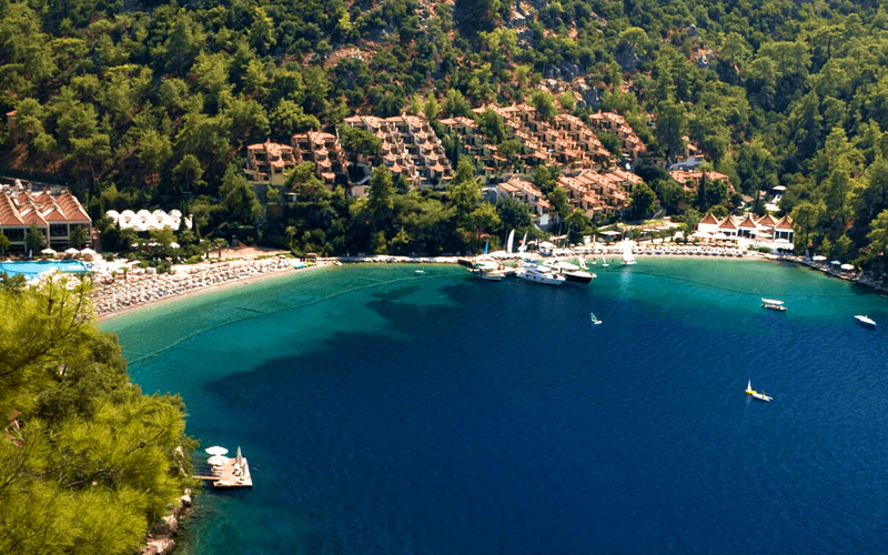 Hillside Beach Club 5