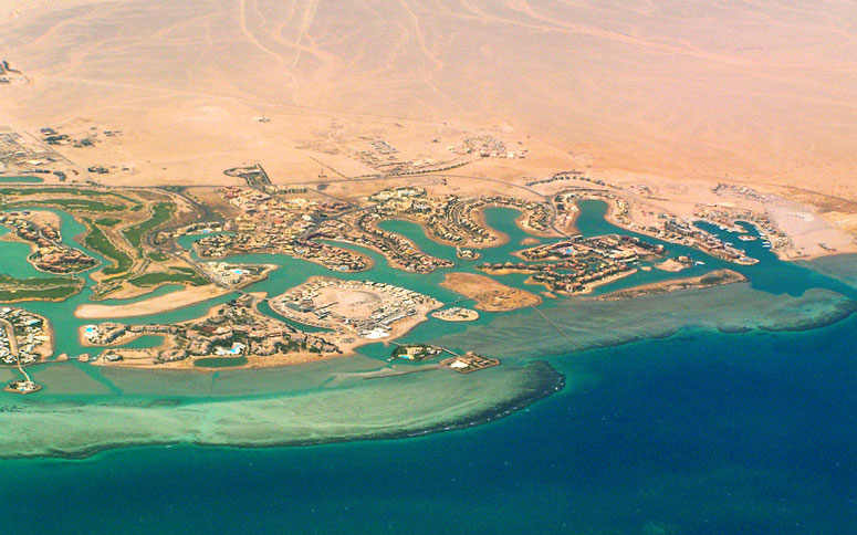 Курорт Ель-Гуна в Єгипті - це окремо взятий світ