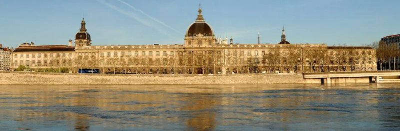 Отель-Дьё фото путеводетель по Лиону, Франция 