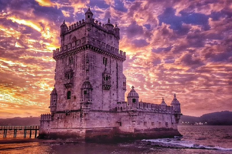 Torre de Belen - the best guide to Lisbon