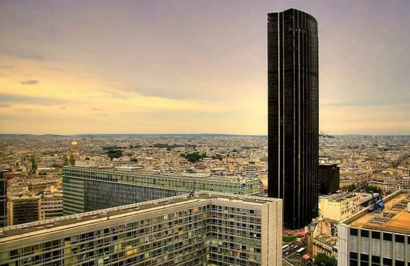 A must-try - Montparnasse Tower