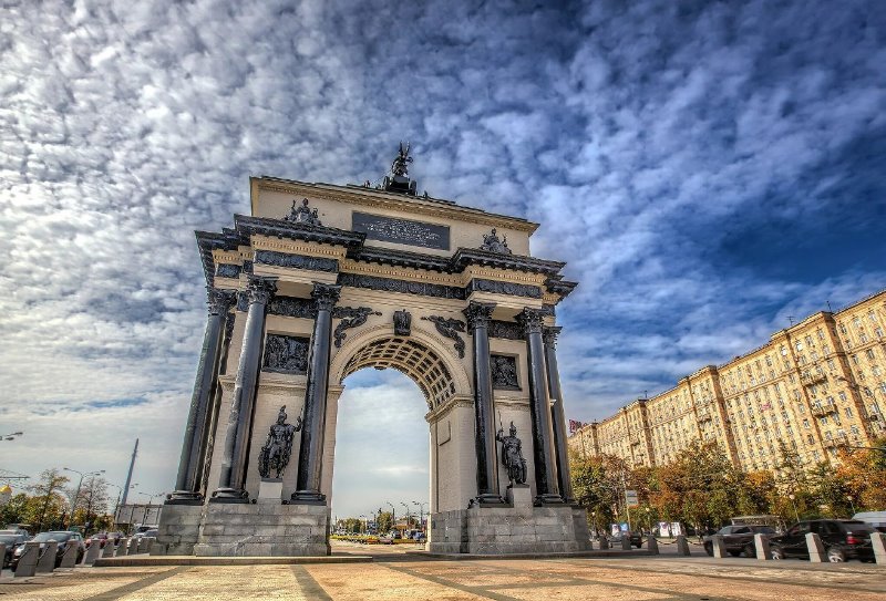 What to see first in Paris - Arc de Triomphe