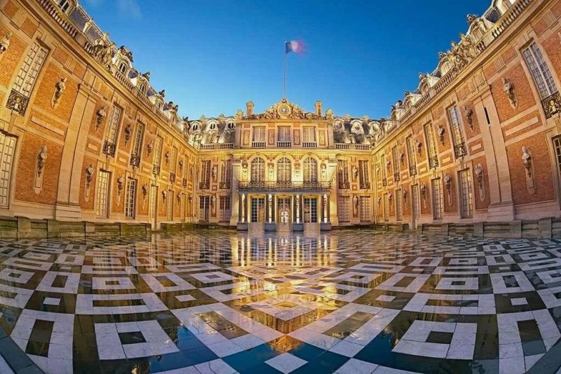 where to go in Paris - Palace of Versailles