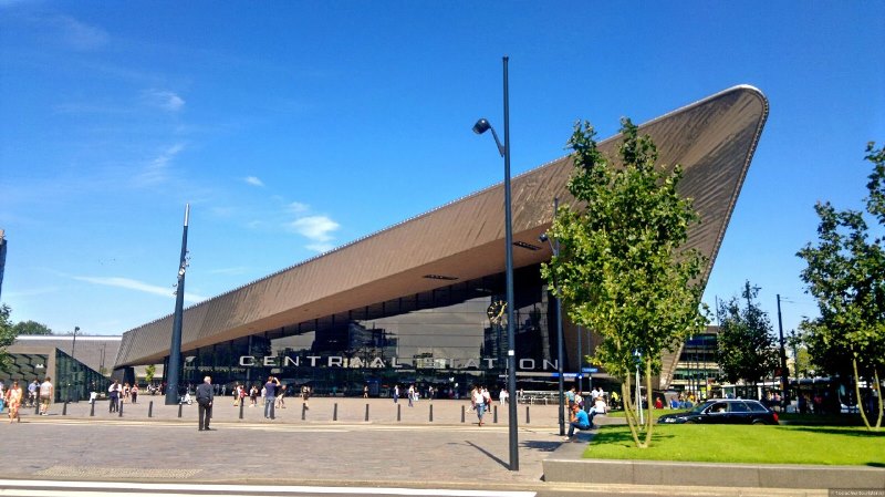 Must-dos in Rotterdam photo Train station building
