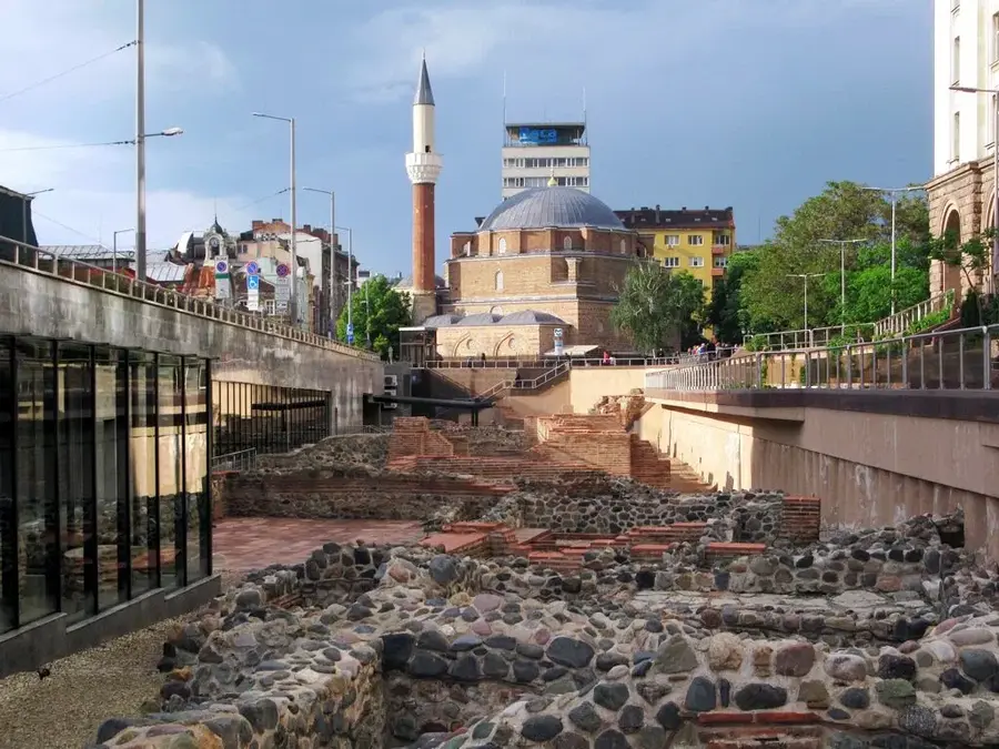 куди піти в Софії руїни Сердики
