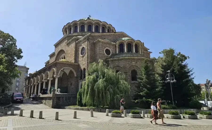 куди сходити в Софії Боянська церква