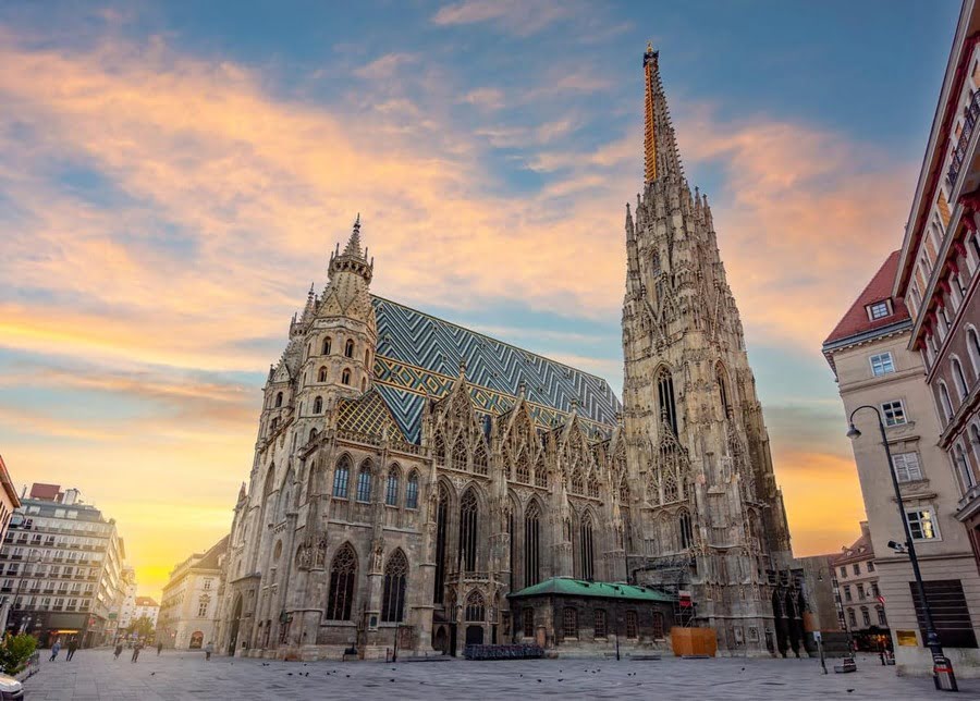 Vienna attractions photo - St. Stephen's Cathedral