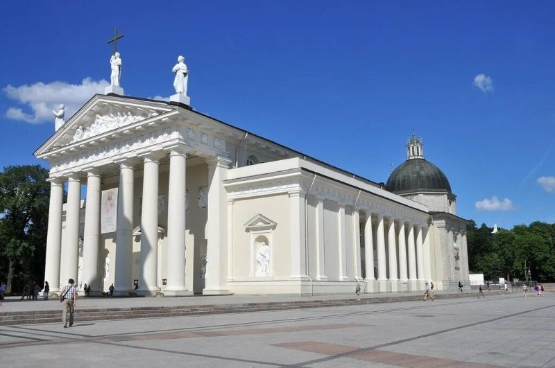 Sights of Vilnius photo St. Stanislaus Cathedral