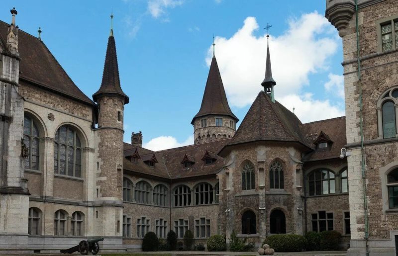 Where to go in Zurich photo Swiss National Museum