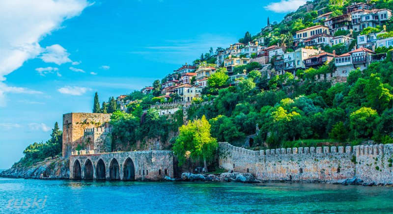 гарячі Тури в Аланію зі Львова